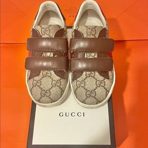Gucci sneaker for kids . “ like new”